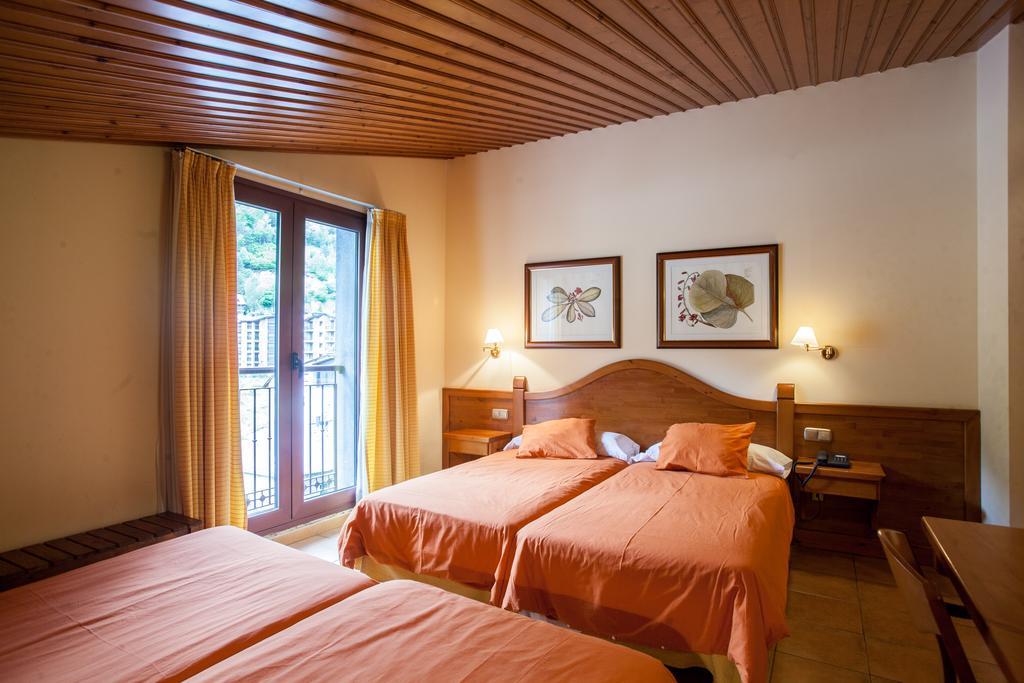 Montané Hotel 3*